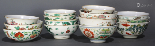 (lot of 14) Group of Chinese Famille Rose and Verte