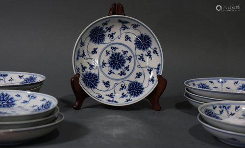 (lot of 12) A Group of Chinese Blue and White Dishes