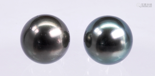 Pair of Tahitian cultured pearl, 18k white gold