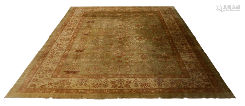 A Pakistani Oushak carpet