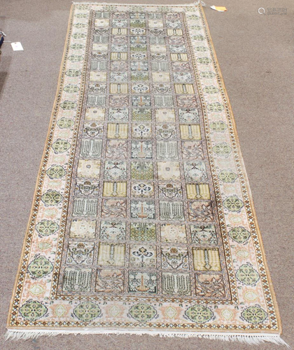 A Bahktiari style runner