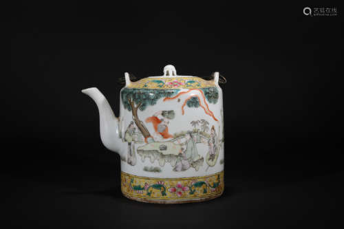 Minguo times figure teapot with loop-handled