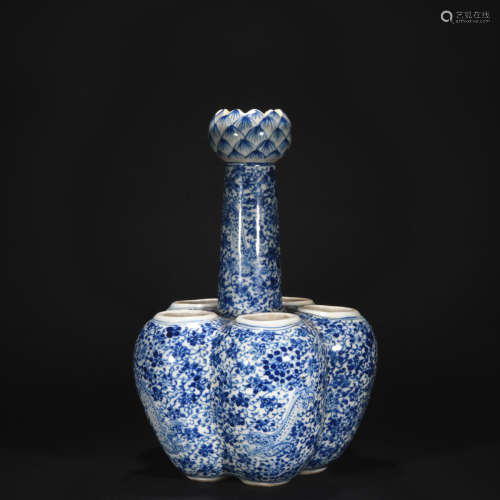 Qing Dynasty blue and white lotus vase with five spouts