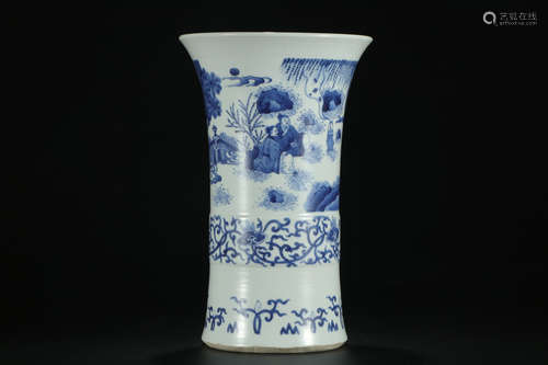 Ming dynasty blue and white bottle with figure pattern