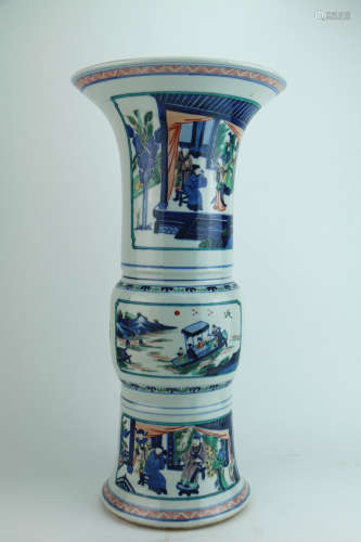 Qing dynasty multicolored bottle with dragon pattern