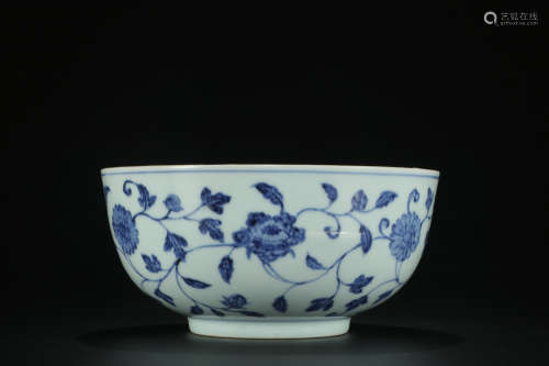 Qing dynasty blue and white bowl with flowers pattern