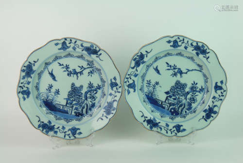 Qing dynasty blue and white plate with flowers and birds pattern