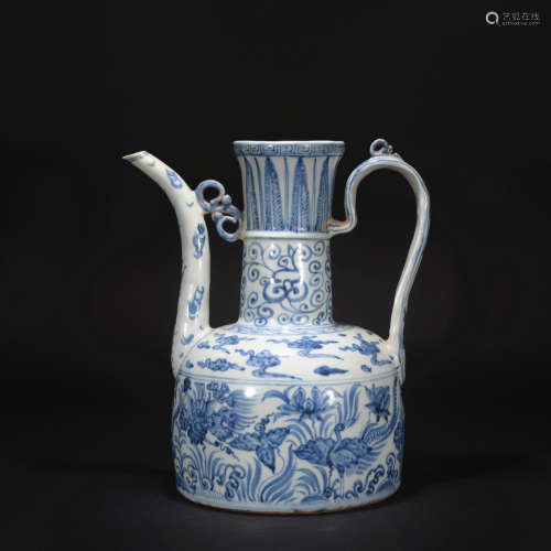 Ming Dynasty blue and white ewer