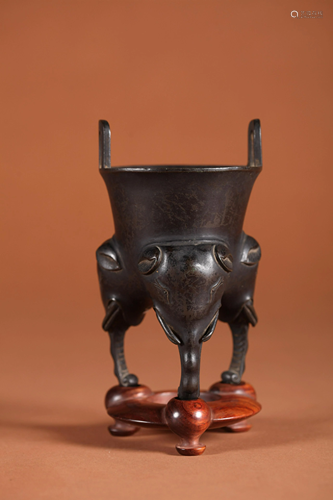 A CHINESE BRONZE 'ELEPHANT'S FOOT' CENSER,…