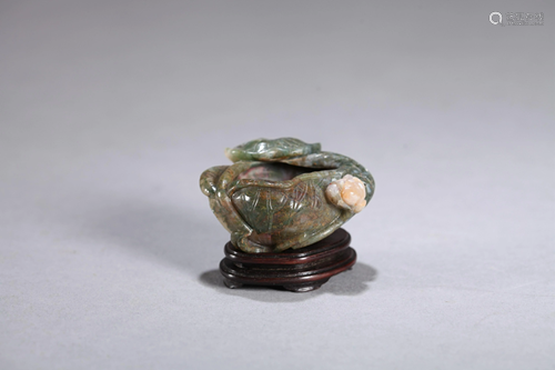 A CHINESE CARVED AGATE BRUSH POT, QING DY…