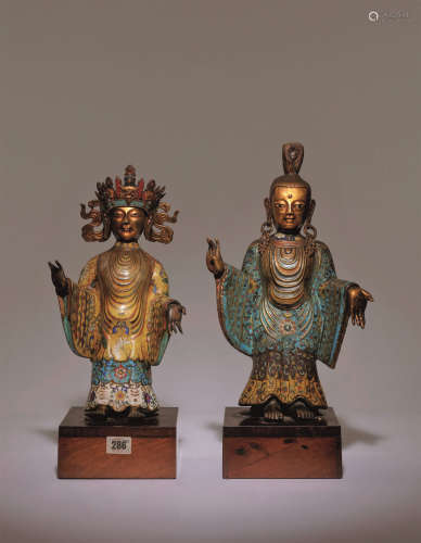 清十八世紀 銅胎掐絲琺瑯旃檀佛與菩薩立像