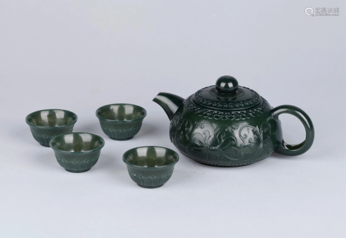 A SET OF CHINESE SPINACH GREEN JADE TEAP…