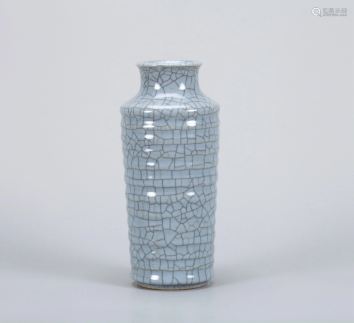 A CHINESE GE TYPE 'BAMBOO NECK' VASE, QIN…
