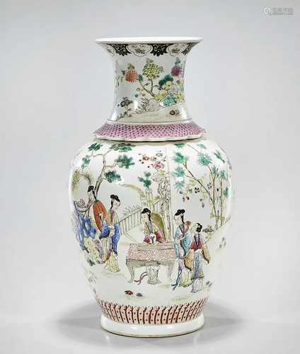 Chinese Enameled Porcelain Vase