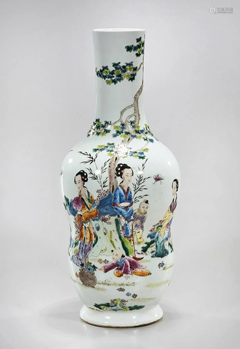 Chinese Enameled Porcelain Vase