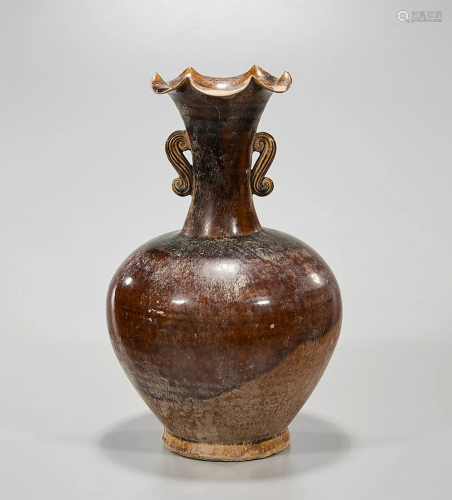 Chinese Ceramic Pottery Vase