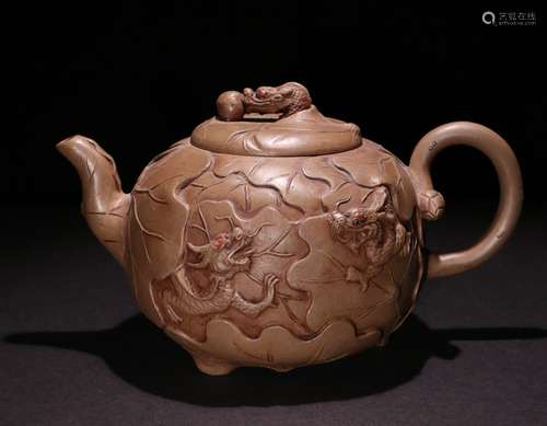 A CHINESE BOCCARO TEAPOT