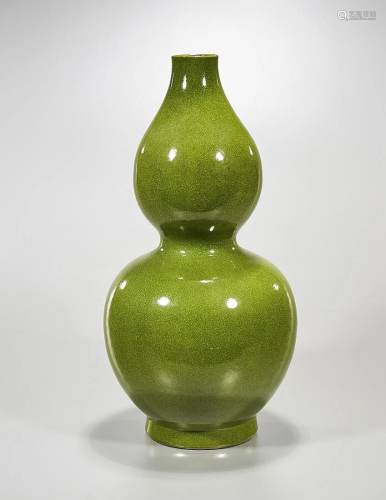 Chinese Green Glazed Porcelain Double Gourd Vase