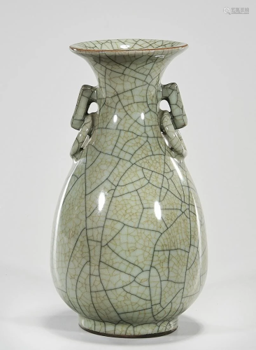 Chinese Crackle Glazed Porcelain Vase