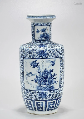 Chinese Blue and White Porcelain Rouleau Vase