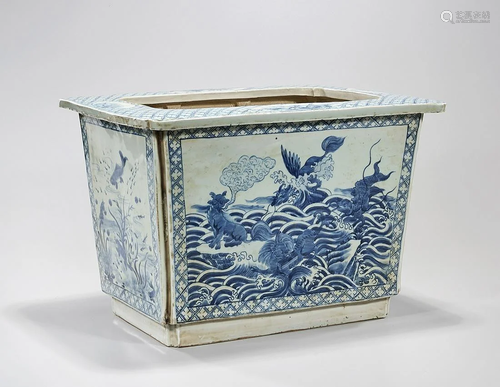 Chinese Blue and White Porcelain Planter