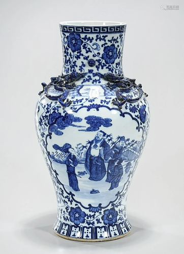 Chinese Blue and White Porcelain Vase