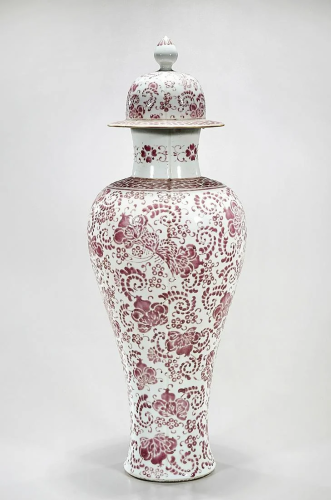 Chinese Red and White Porcelain Covered Vase