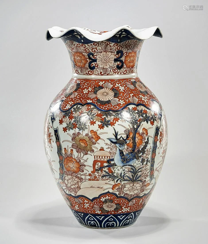 Chinese Enameled Porcelain Vase