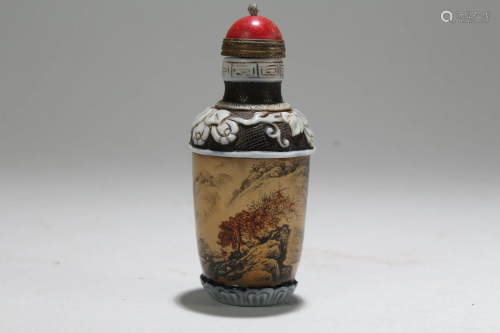 An Estate Chinese Fortune Bat-framing Snuff Bottle