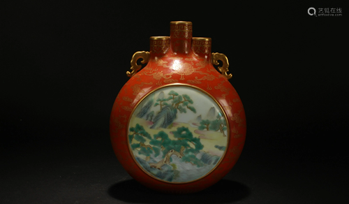 A Chinese Tri-opening Bat-framing Porcelain Display