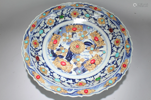 An Estate Chinese Massive Blue and White Porce…