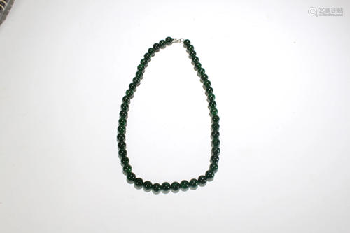 An Estate Religious Jade-curving Necklace