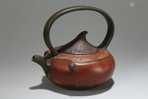 Chinese Zisha Teapot