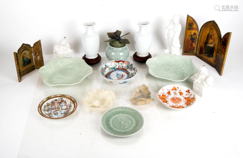 Group of Chinese Porcelain Objects
