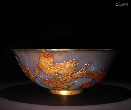 A CHINESE AGATE  INLAID GOLD GILT BOWL