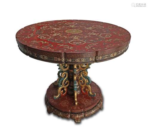A QING DYNASTY CARVED ROUND TABLE