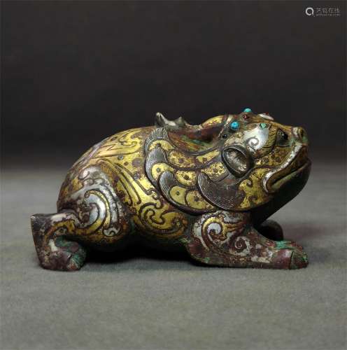 A WARRING STATES GOLD AND SILVER AUSPICIOUS BEAST