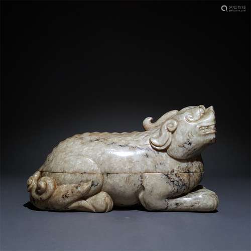 A MING DYNASTY CARVED BEAST BOX WITH LID