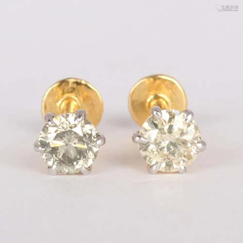 14 K / 585 Set of 2 Yellow Gold Diamond Ear Stud…