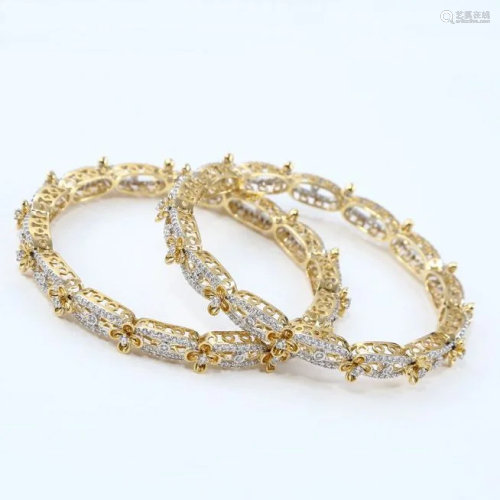 14 K Yellow Gold IGI Cert. Designer Diamond Bangl…