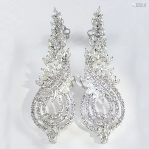14 K / 585 White Gold Long Chandelier Diamond Ear…