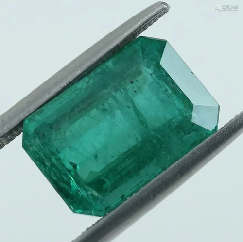 IGI Certified 8.44 ct. Emerald - ZAMBIA