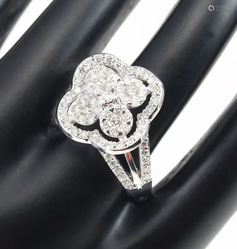 18 K / 750 White Gold IGI Certified Diamond Ring