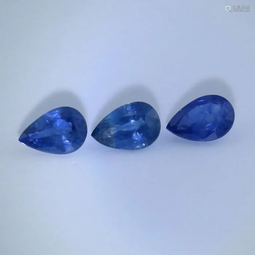 IGI Cert. 1.54 ct. Set of 3 Blue Sapphires - MADAGAS…