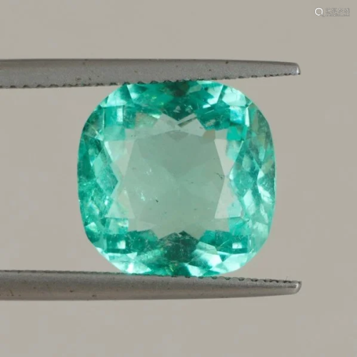 LOTUS Certified 7.25 ct. Emerald - COLOMBIA
