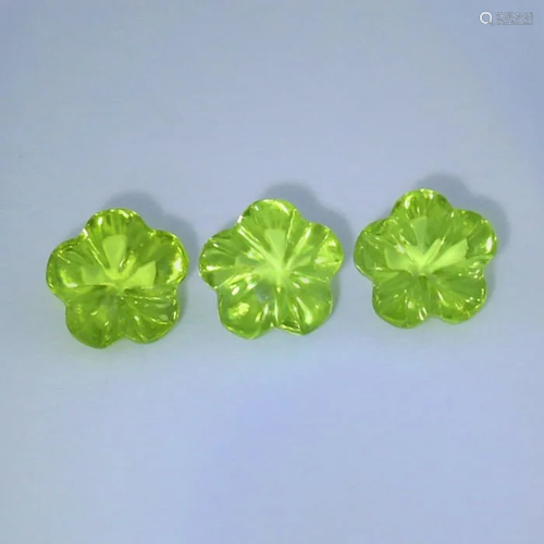 IGI Certified Set of 3 Flower Cut Peridots - PAKISTAN