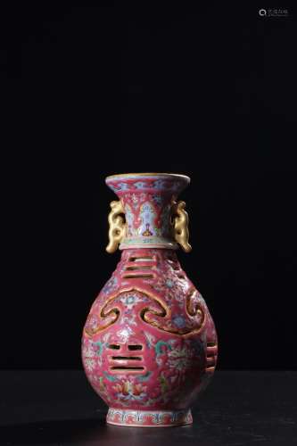 A Chinese Coral Red Gild Dragon Pattern Porcelain Revolving bottle