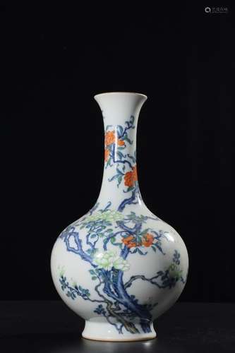 A Chinese Famille Rose Floral Porcelain Vase