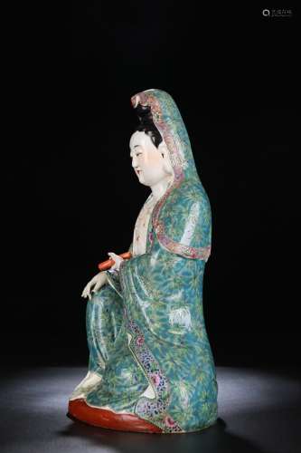 A Chinese Famille Rose Porcelain Guanyin Statue Ornament