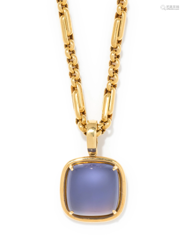 GUMPS, YELLOW GOLD AND CHALCEDONY PENDAN…